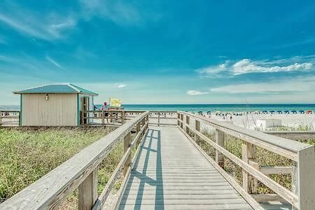 The Oyster By Brightwild-Beachfront Condo Destin Exteriör bild