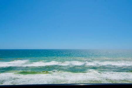 The Oyster By Brightwild-Beachfront Condo Destin Exteriör bild