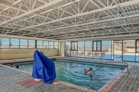 The Oyster By Brightwild-Beachfront Condo Destin Exteriör bild
