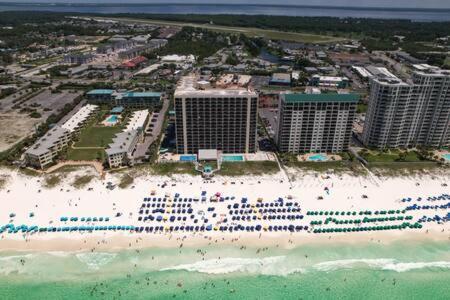 The Oyster By Brightwild-Beachfront Condo Destin Exteriör bild