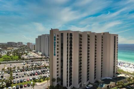 The Oyster By Brightwild-Beachfront Condo Destin Exteriör bild